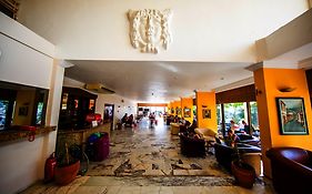 Tuntas Beach Hotel Altinkum